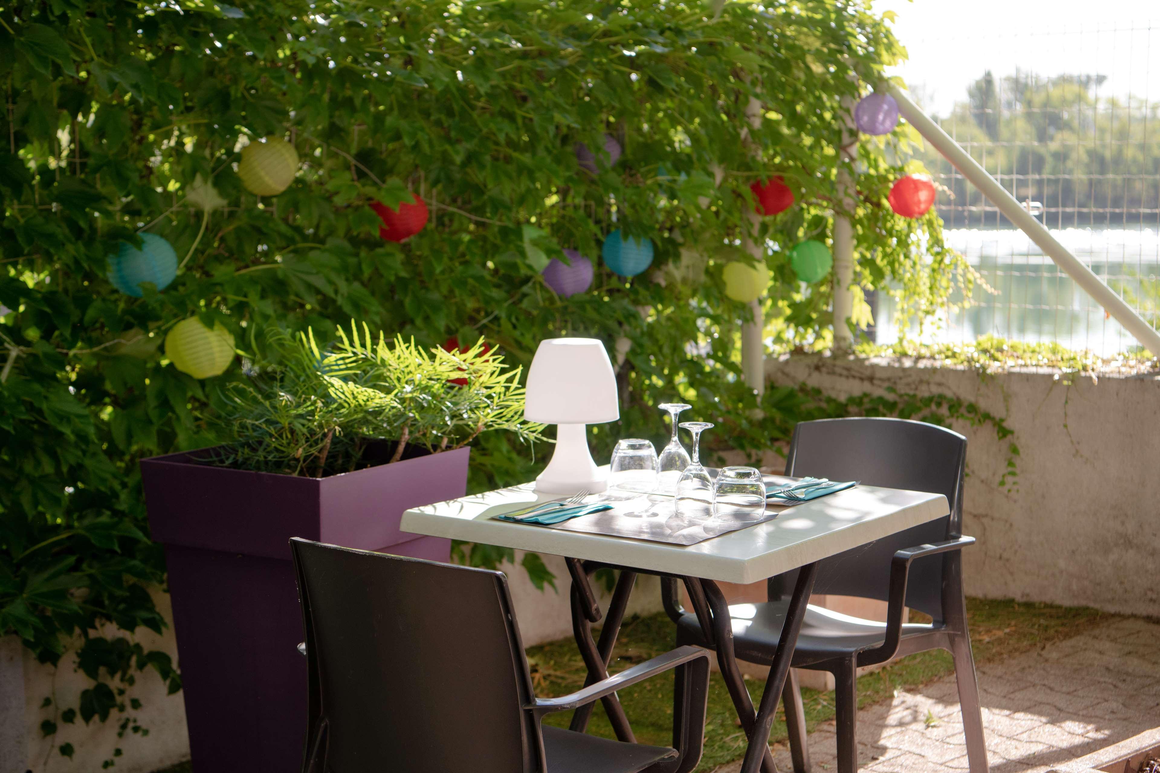 Kyriad Hotel Lyon Givors Ngoại thất bức ảnh
